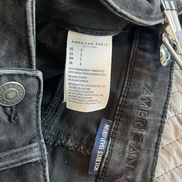 American Eagle Black Distressed Button Up Shorts - Picture 6 of 6